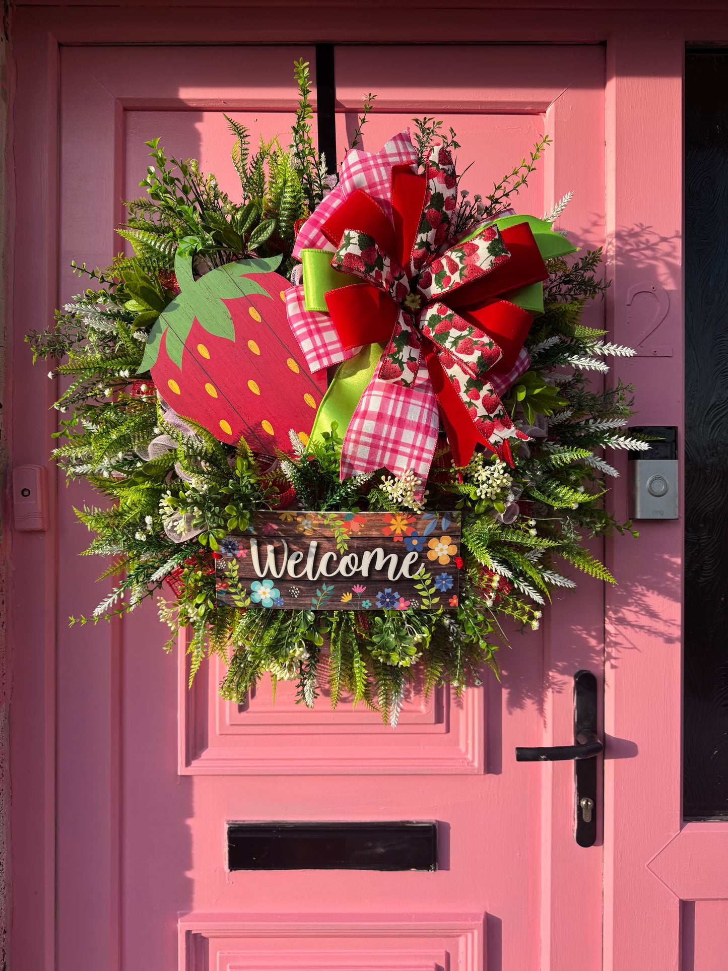 π Strawberry Wreath π